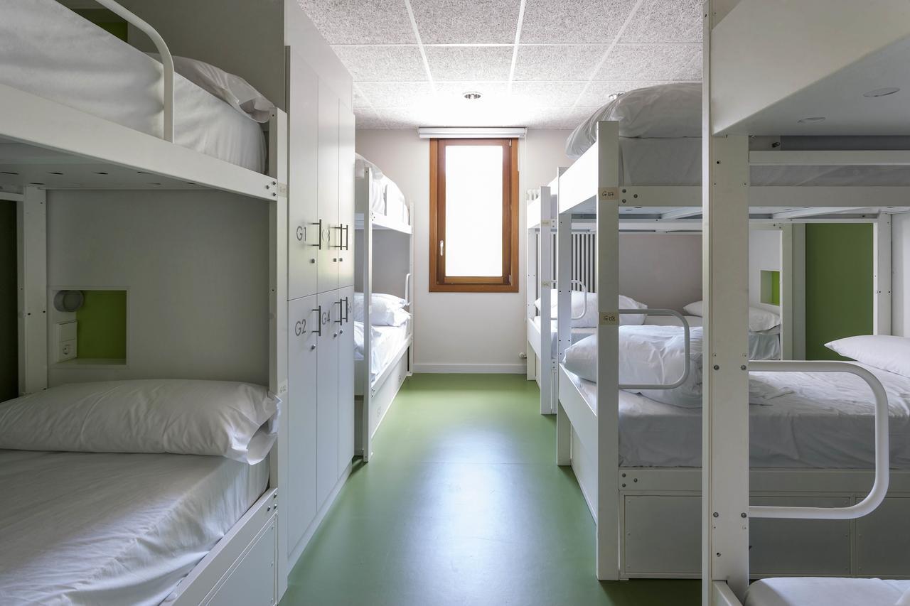 Youth Hostel Non Stop Inn By Irrisarri Land Igantzi 部屋 写真